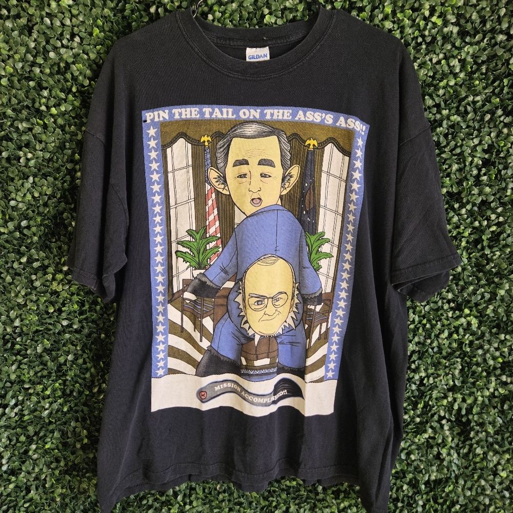 Mens XL Gildan George W Bush Pin The Tail Tshirt